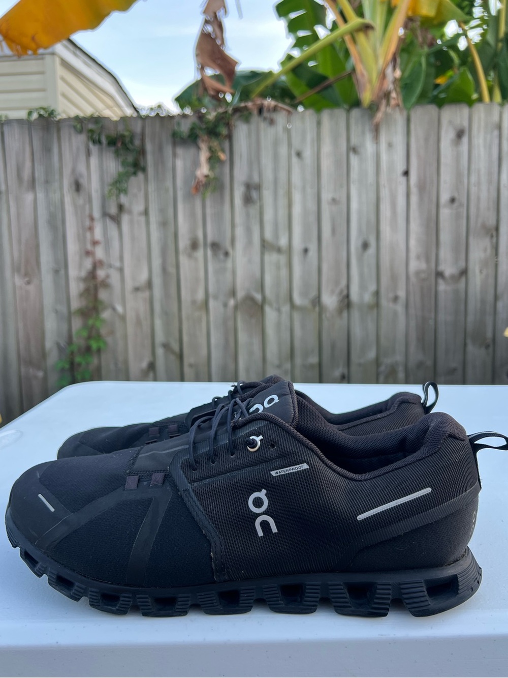 Men’s On Cloud Running Waterproof Sneakers - Black size 13